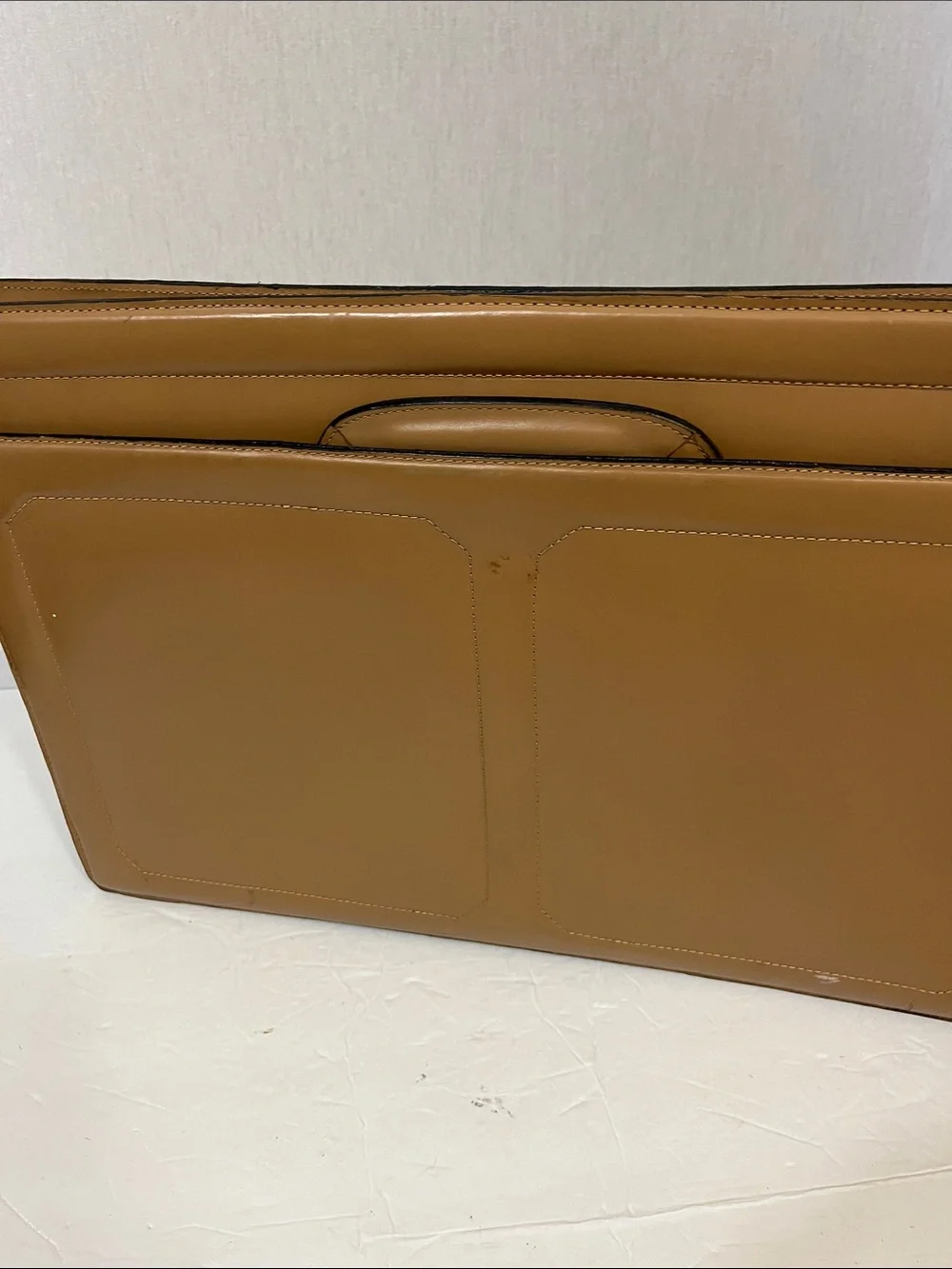 Vintage Leather Structured Tan Briefcase Attache by Giovanni Retractable Handle